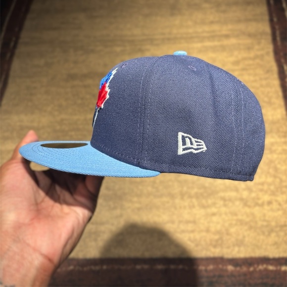 Blue Jays Hat Men’s New Era 59Fifty Fitted - Picture 2 of 6